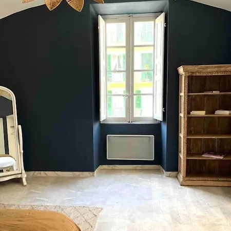 83m2 De Charme Au Coeur De La Cite Imperiale