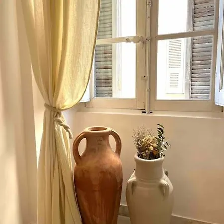 83m2 De Charme Au Coeur De La Cite Imperiale Διαμέρισμα Αζάτσιο